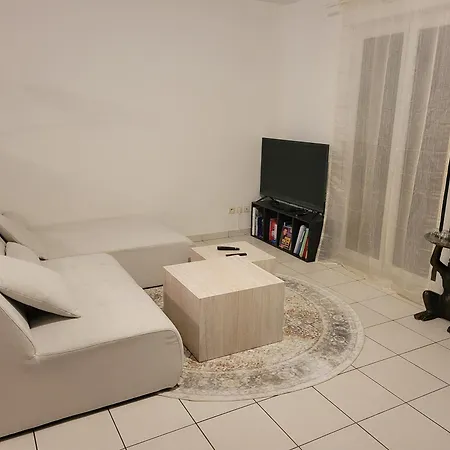 בית נופש Timy House *
